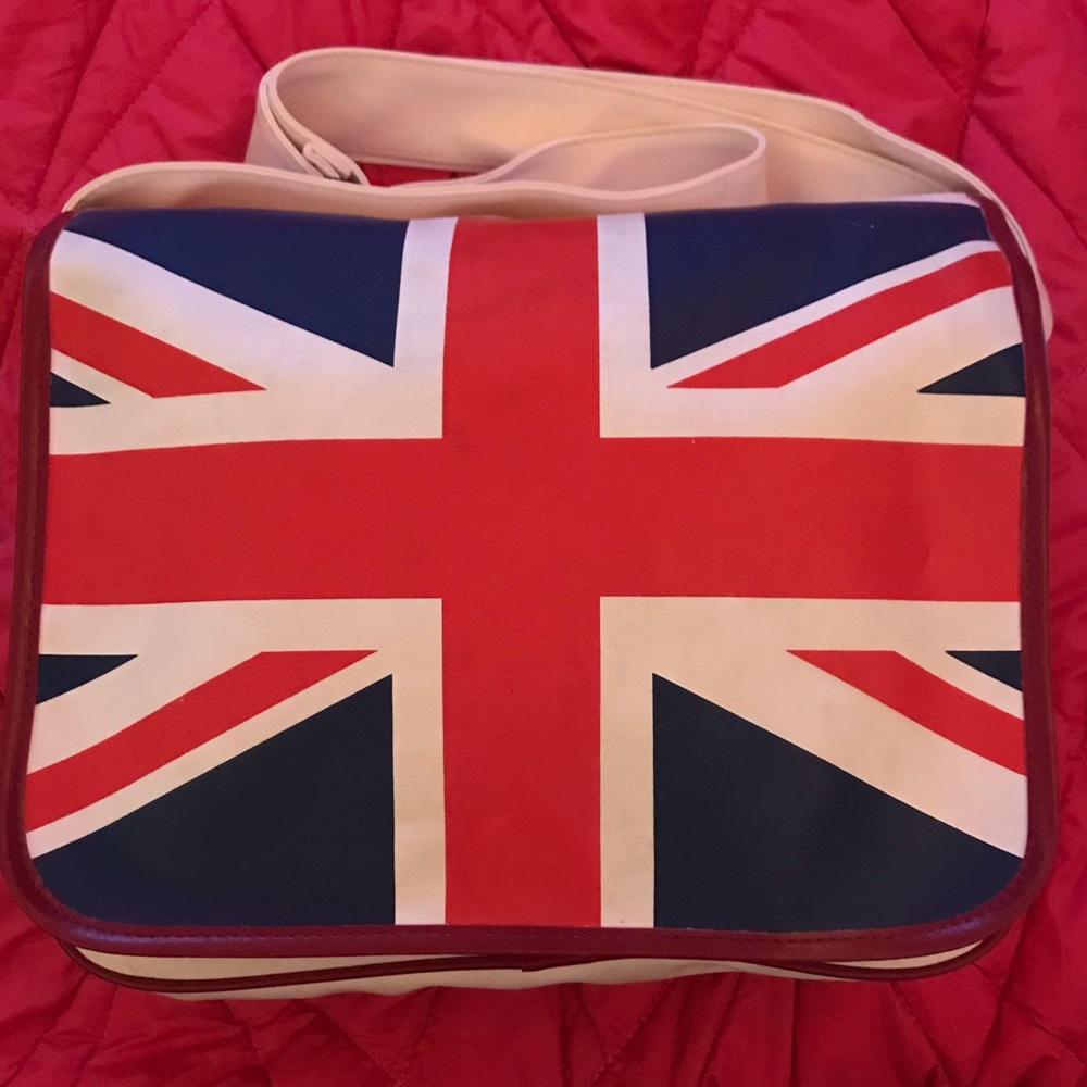 White Faux Leather Union Jack Messenger Bag